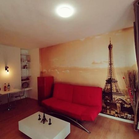 Studio Paris Apartment Естепона Екстериор снимка